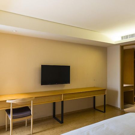 Ji Hotel Shanghai Guangda Liuzhou Road Eksteriør billede
