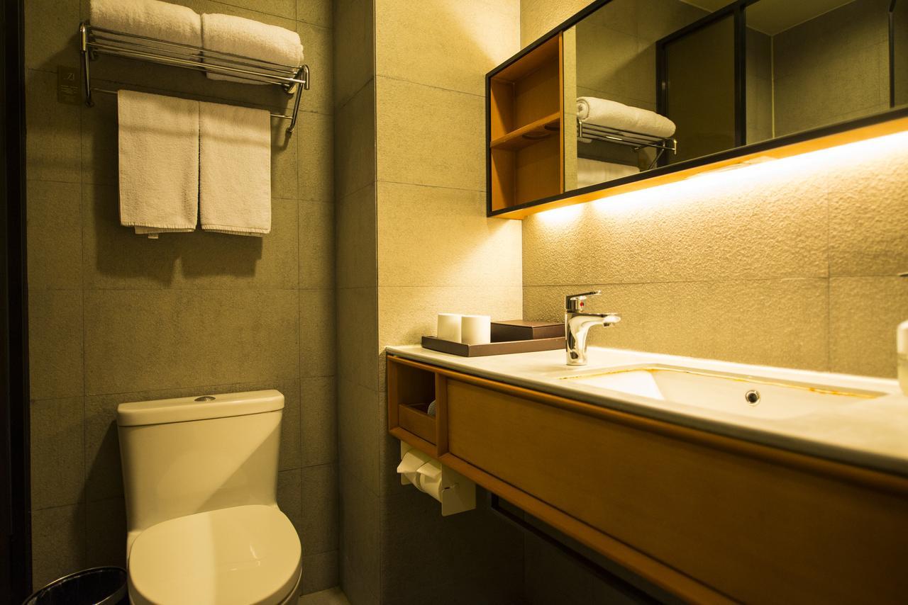 Ji Hotel Shanghai Guangda Liuzhou Road Eksteriør billede