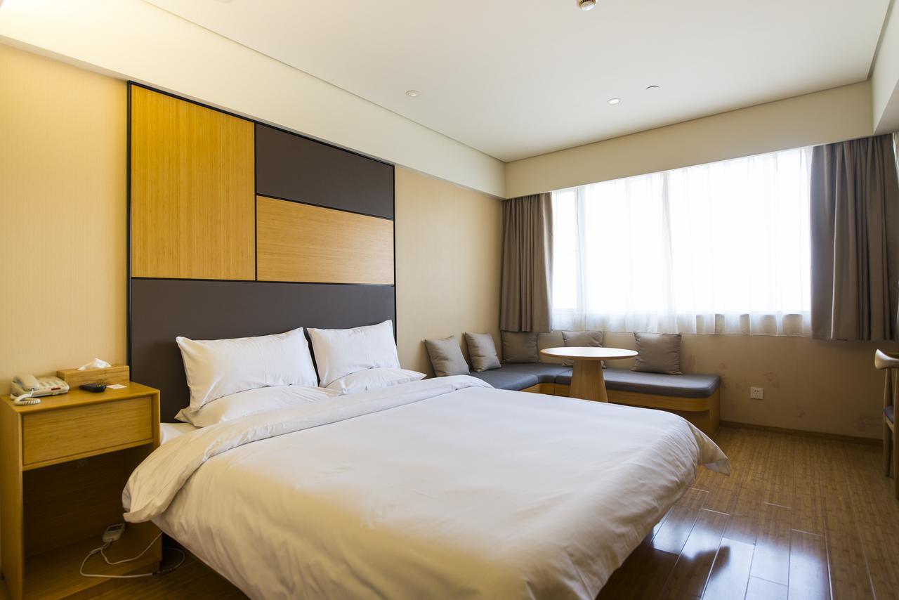 Ji Hotel Shanghai Guangda Liuzhou Road Eksteriør billede